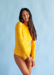 Women's OF ONE SEA | Long Sleeve Zip Up in Yellow Ohia Lehua Print